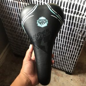 T17  Pacific Bicycles Mountain Sport Bike Seat, Replacement, Black/White/Blue